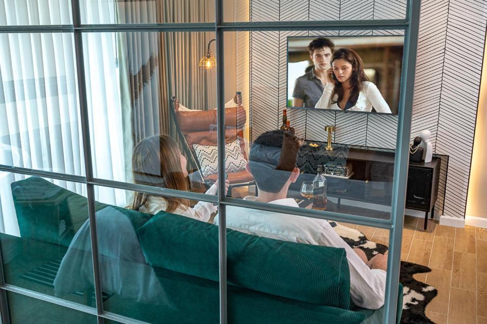 Mina'S Suites - קיסריה Exteriör bild