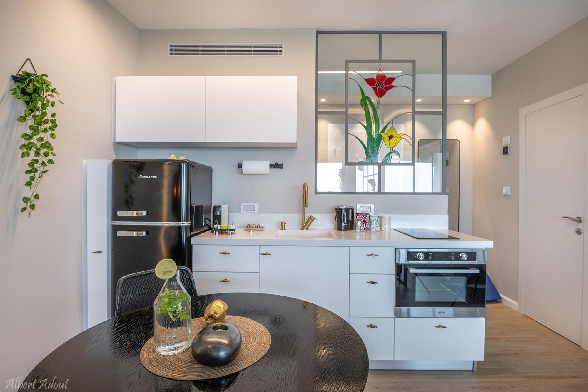 Mina'S Suites - קיסריה Exteriör bild