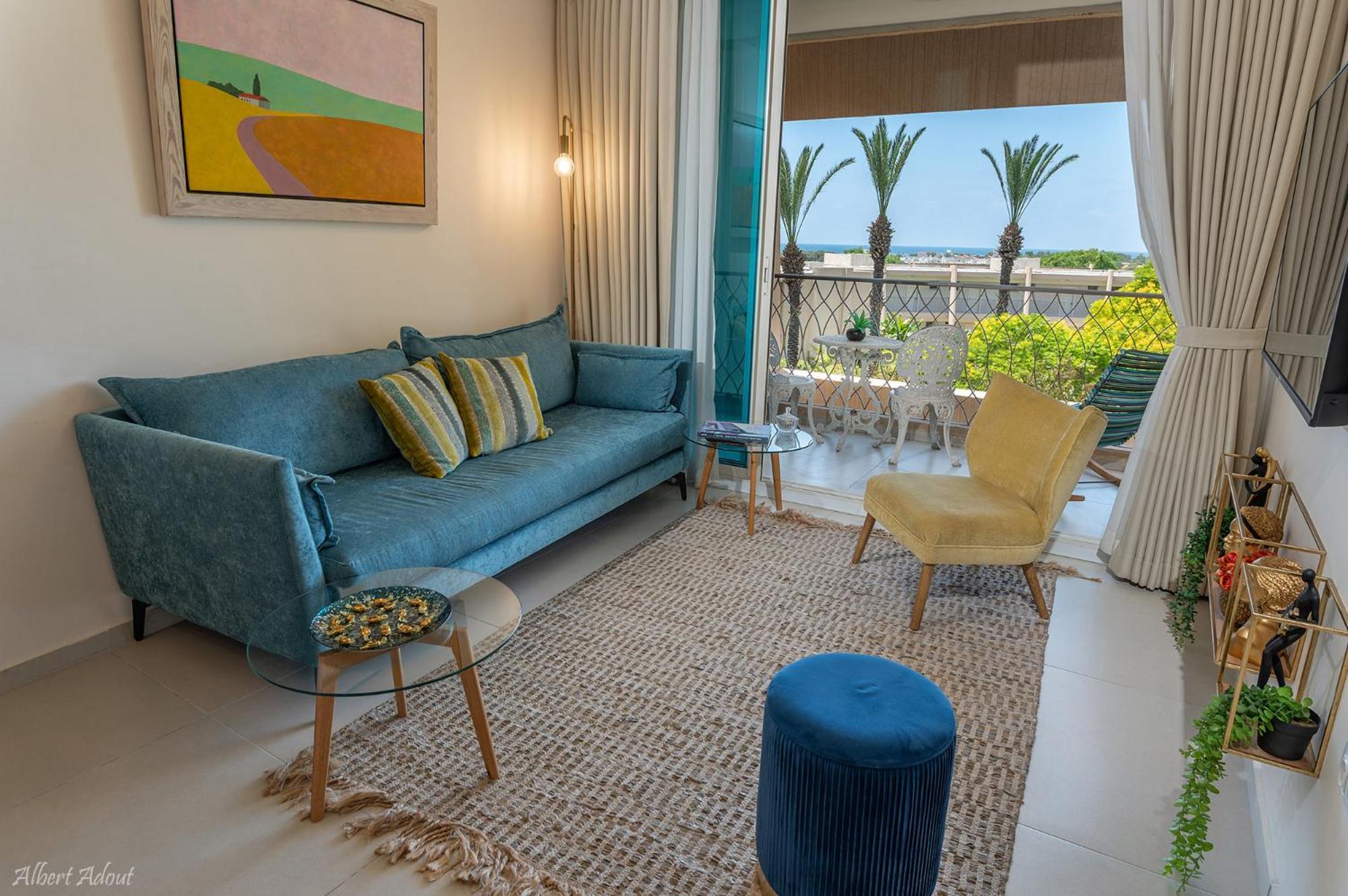 Mina'S Suites - קיסריה Exteriör bild
