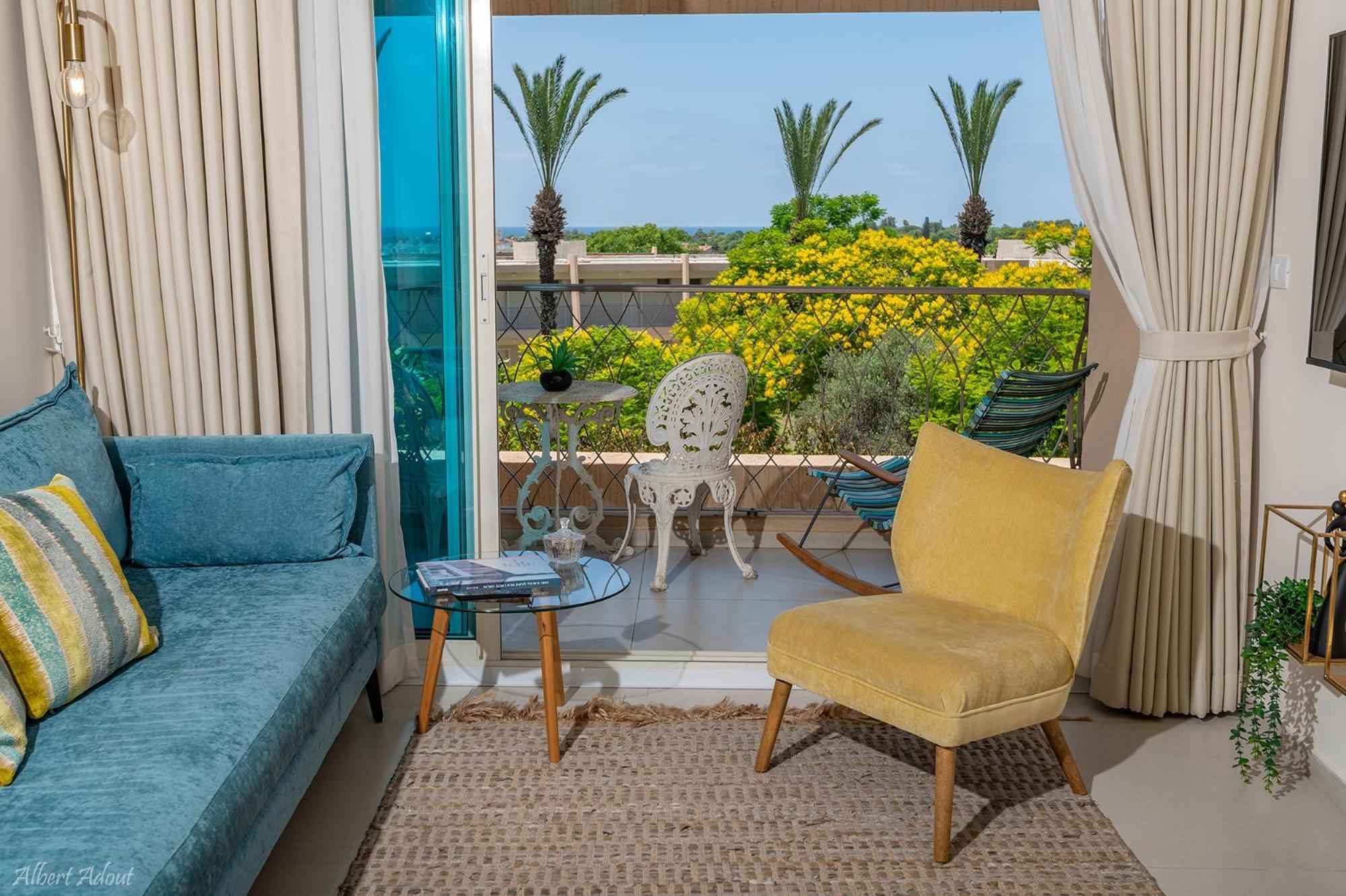 Mina'S Suites - קיסריה Exteriör bild